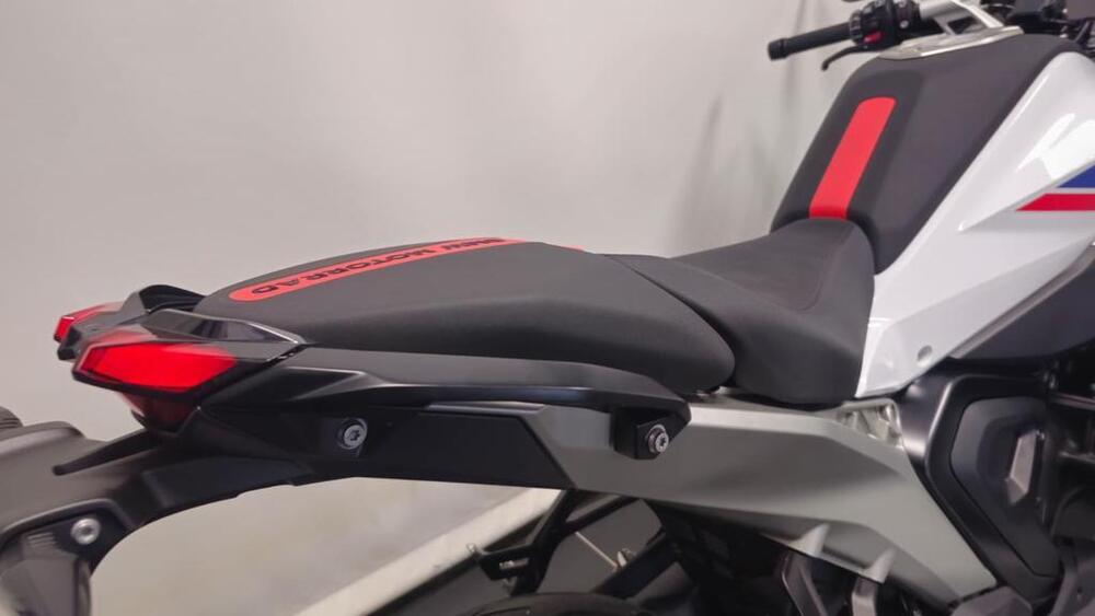 Bmw R 1300 RS (2026) (4)