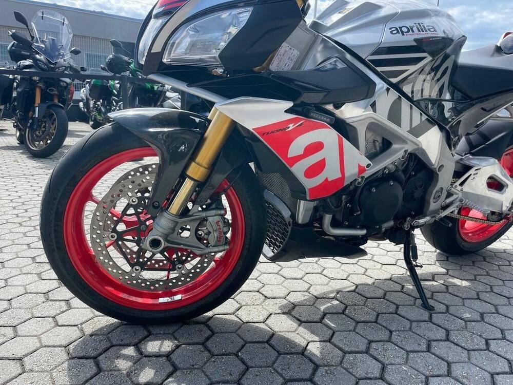 Aprilia Tuono V4 Factory (2017 - 18) (4)