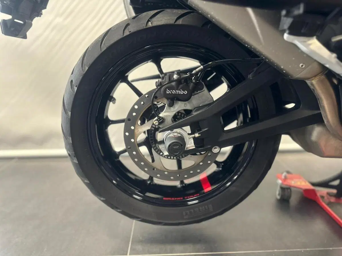 Ducati Multistrada V4 S (2021 - 24) (6)