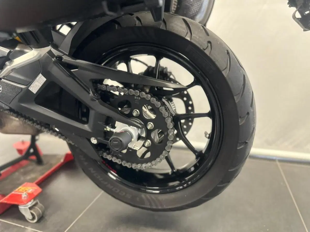 Ducati Multistrada V4 S (2021 - 24) (13)
