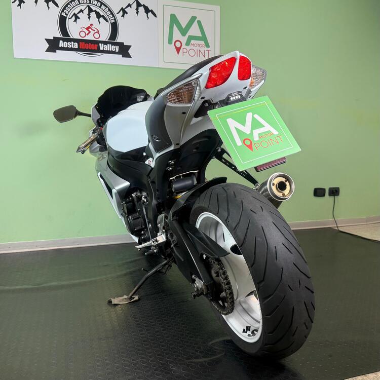 Suzuki GSX R 600 (2008 - 10) (4)