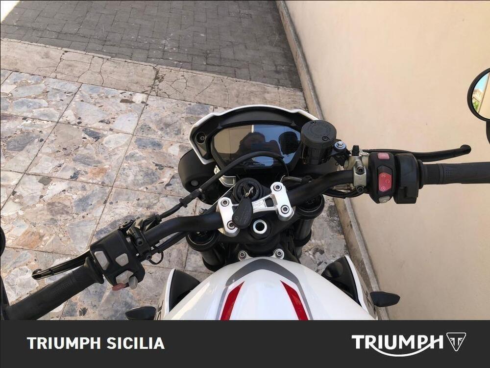 Triumph Street Triple RS (2017 - 19) (5)