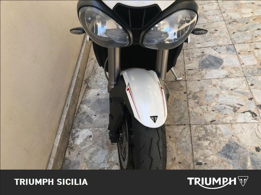 Triumph Street Triple RS (2017 - 19) (4)