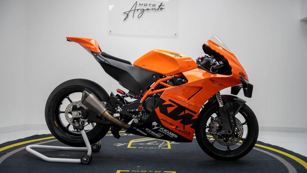 KTM RC 8C 890 (2021 - 22) (2)