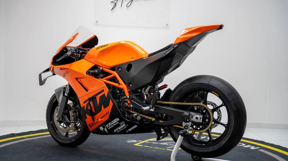 KTM RC 8C 890 (2021 - 22) (5)