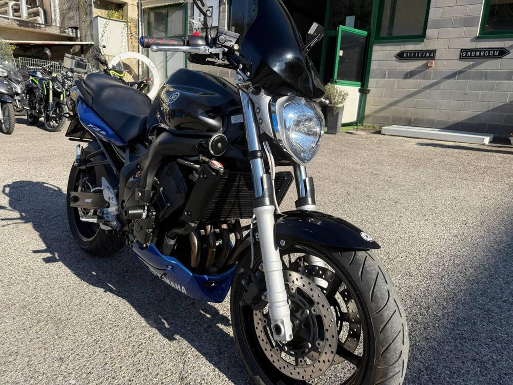 Yamaha FZ6 Fazer (2004 - 07) (4)