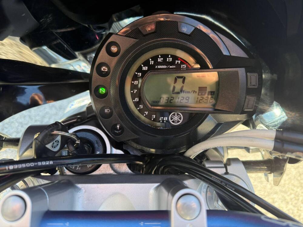 Yamaha FZ6 Fazer (2004 - 07) (3)