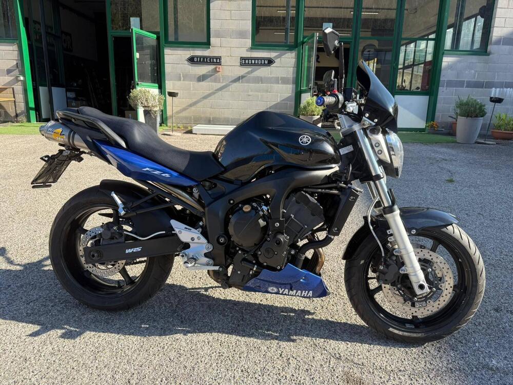 Yamaha FZ6 Fazer (2004 - 07) (2)