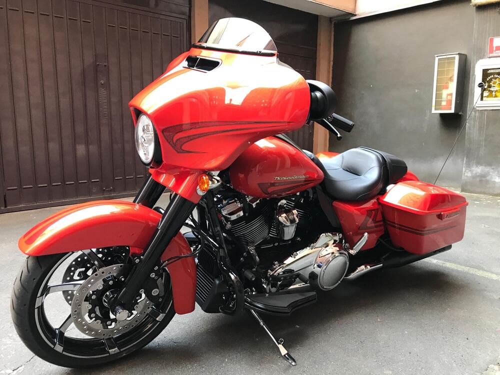 Harley-Davidson 107 Street Glide Special (2017 - 19) - FLHXS (2)