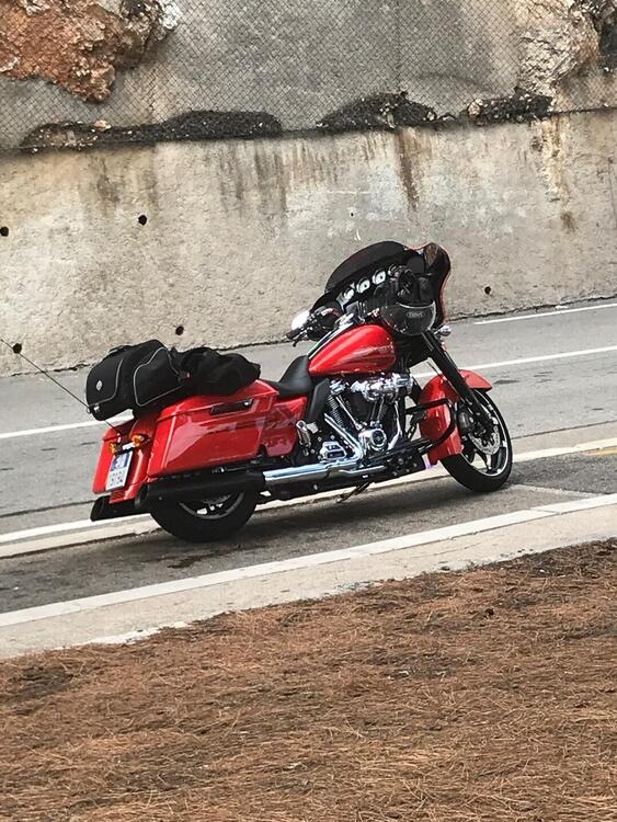 Harley-Davidson 107 Street Glide Special (2017 - 19) - FLHXS (4)