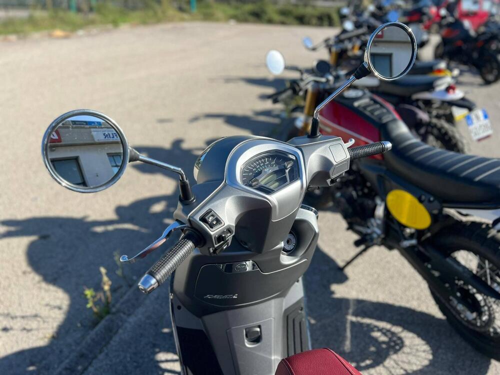 Kymco Like 125 (2021 - 25) (5)