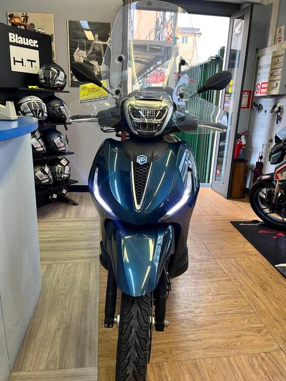 Piaggio Beverly 300 ABS-ASR (2021 - 25)