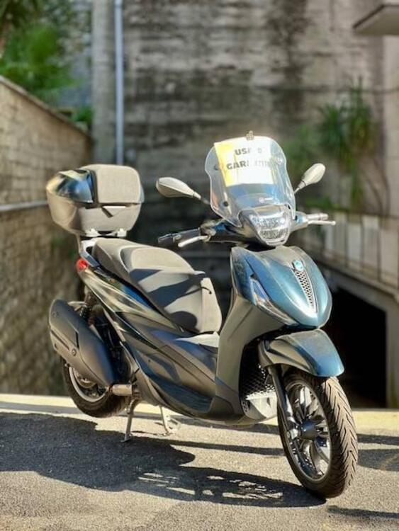 Piaggio Beverly 400 ABS-ASR (2021 - 24) (2)