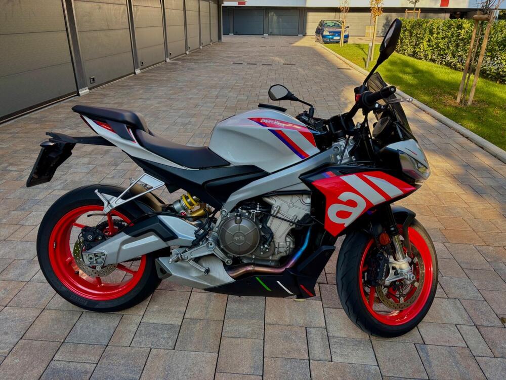 Aprilia Tuono 660 Factory (2022 - 24) (4)