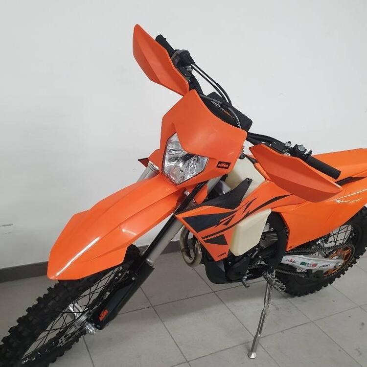 KTM 250 EXC-F (2025) (3)