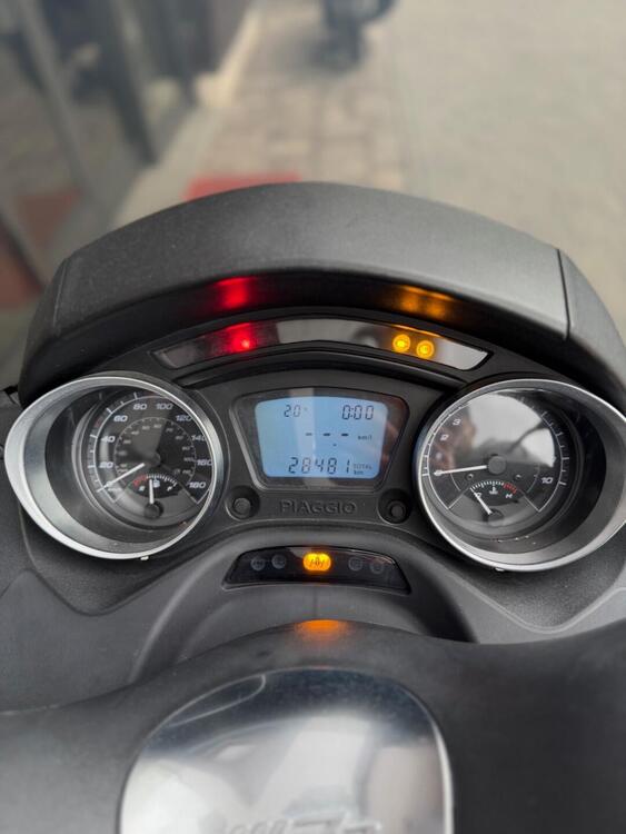 Piaggio MP3 300 ABS Hpe (2021 - 24) (4)