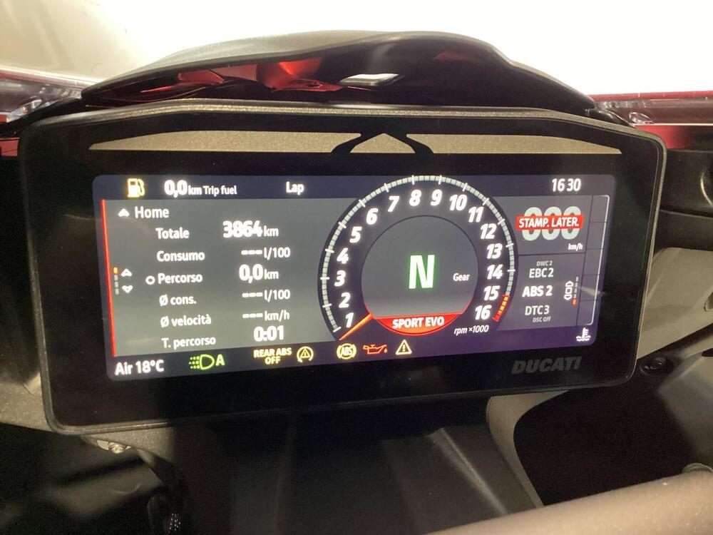 Ducati Panigale V4 (2025) (5)