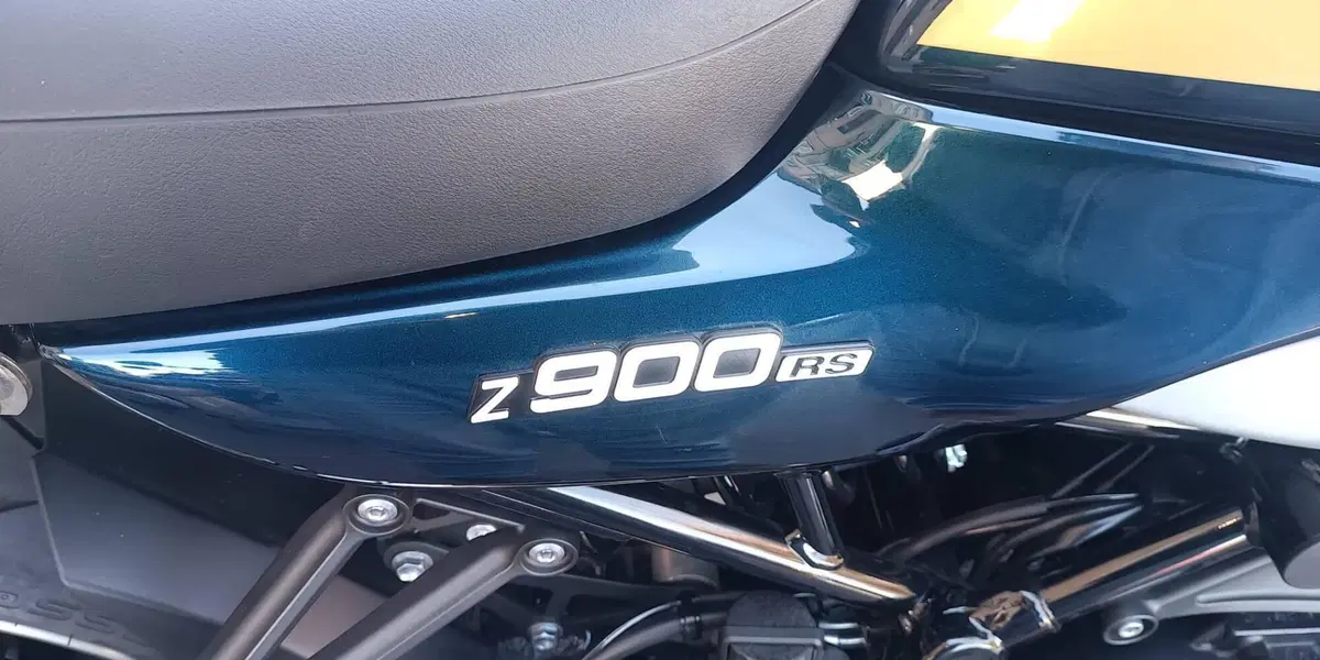 Kawasaki Z 900 RS (2022 - 25) (3)