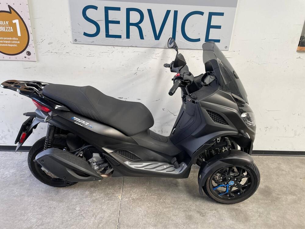 Piaggio MP3 310 (2025)