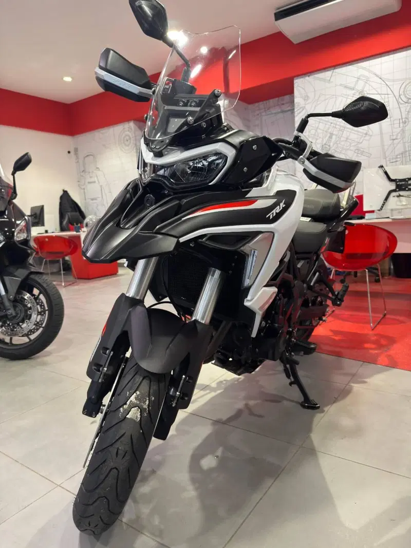 Benelli TRK 702 (2023 - 25) (2)