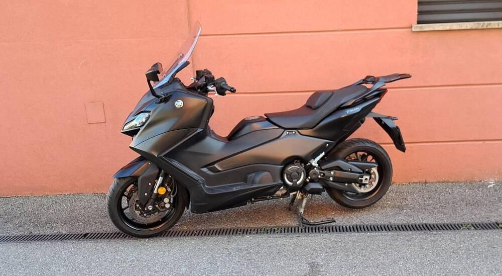 Yamaha T-Max 560 (2022 - 24)