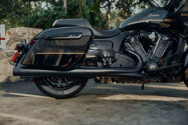 Indian Challenger 1834 Powerplus Dark Horse (2025 - 26) (3)