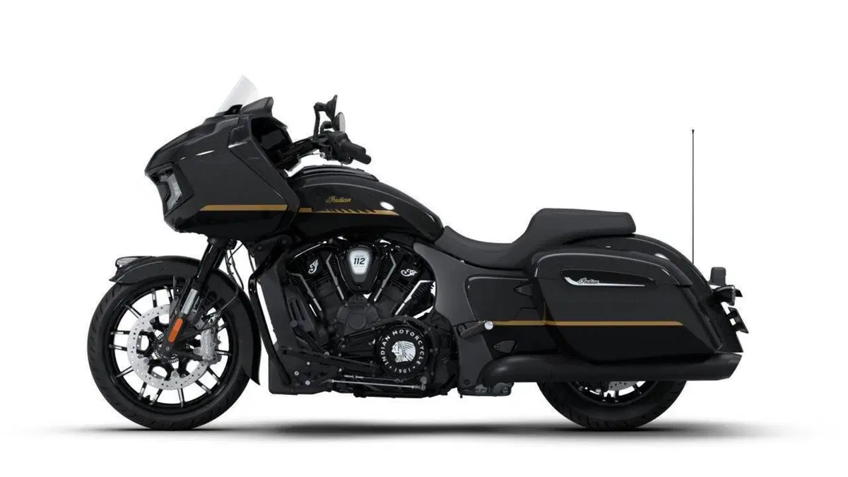 Indian Challenger 1834 Powerplus Dark Horse (2025 - 26) (14)