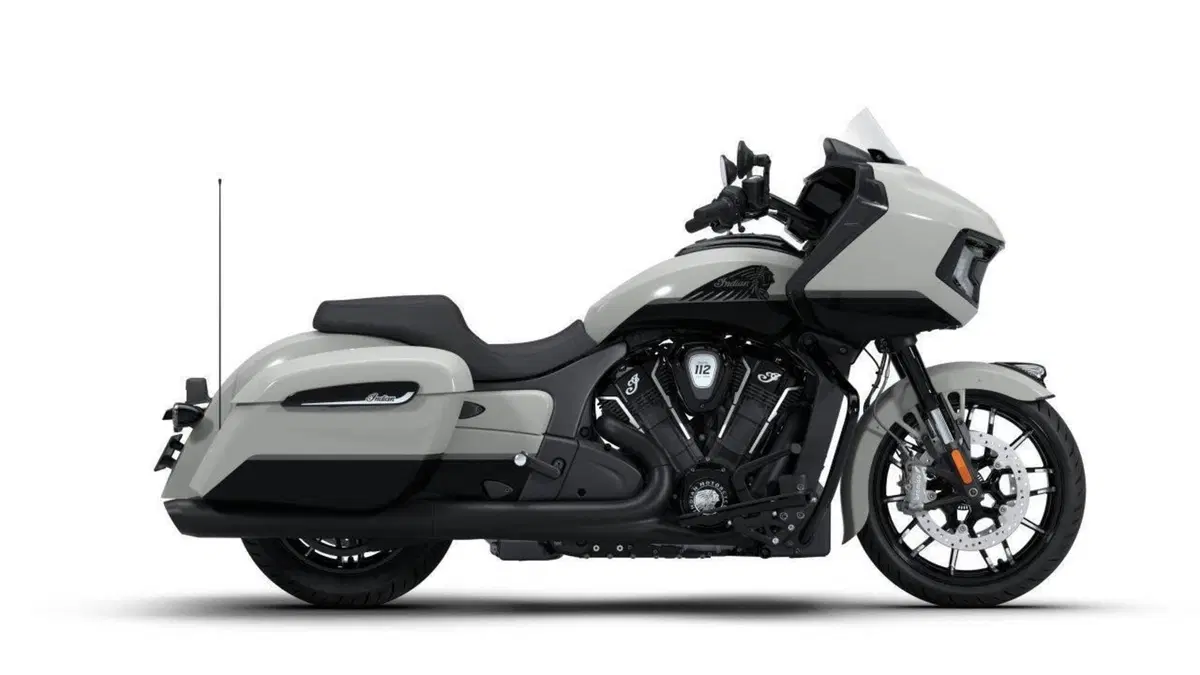 Indian Challenger 1834 Powerplus Dark Horse (2025 - 26) (6)