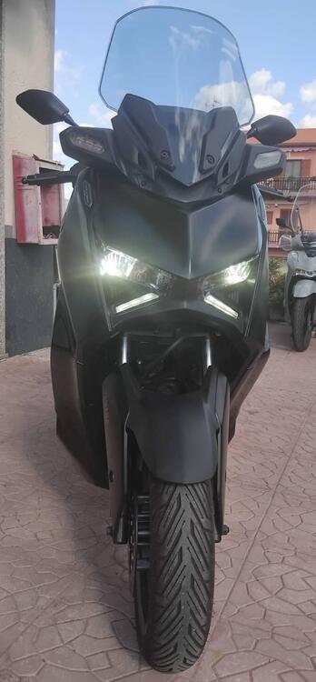 Yamaha X-Max 300 Tech Max (2021 - 24) (2)