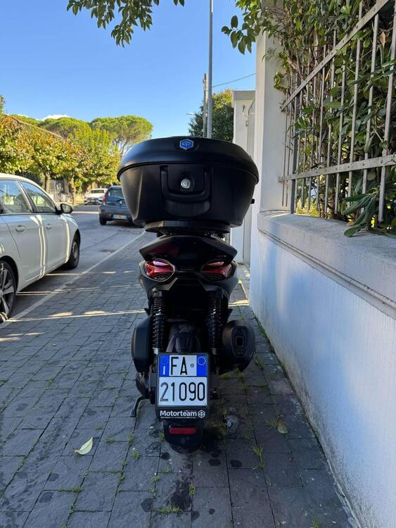 Piaggio Beverly 300 S ABS-ASR (2021 - 25) (4)