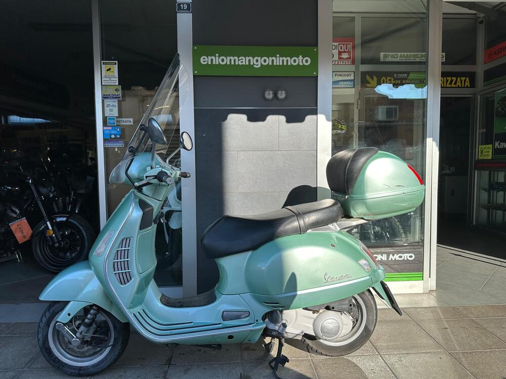 Vespa Granturismo 200 L
