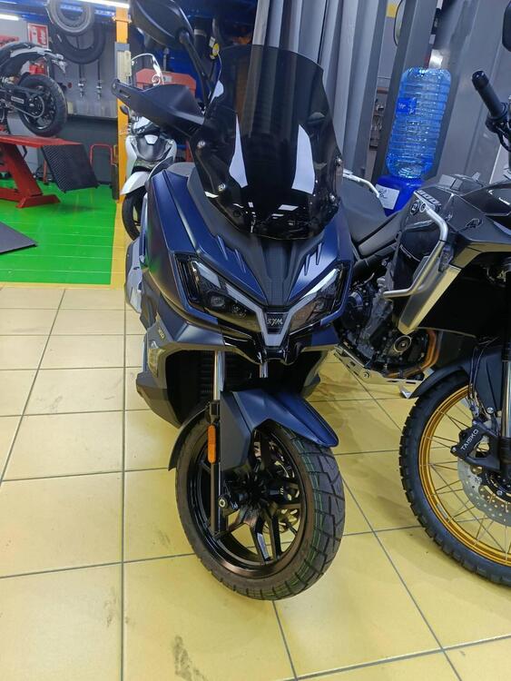 Sym ADX 300 (2024 - 25)