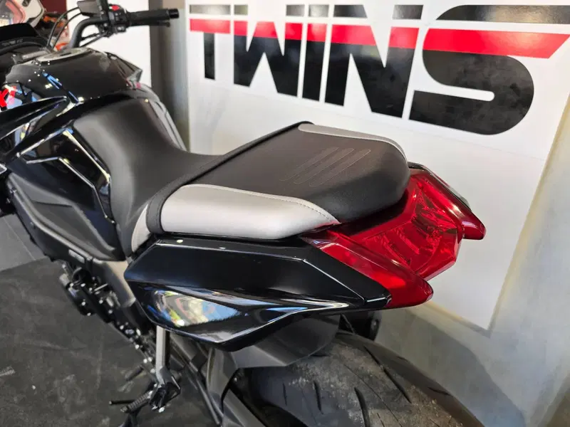 Suzuki Katana 1000 (2022 - 26) (11)
