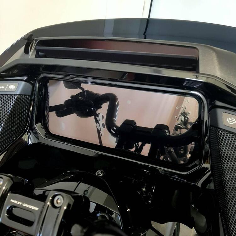 Harley-Davidson CVO Road Glide ST (2025) (5)