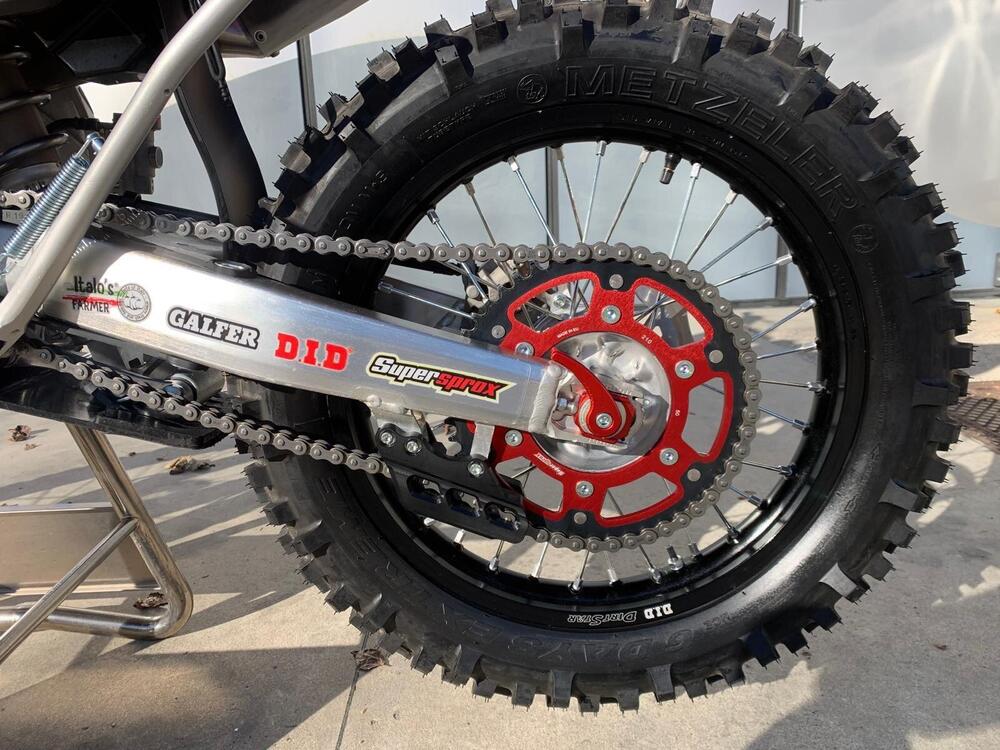 Honda CRF 250 RX Enduro (2023) (4)