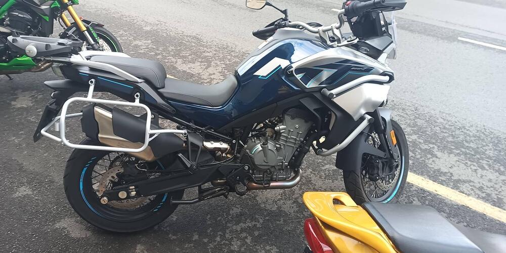 CFMOTO 800MT Touring (2022 - 25)