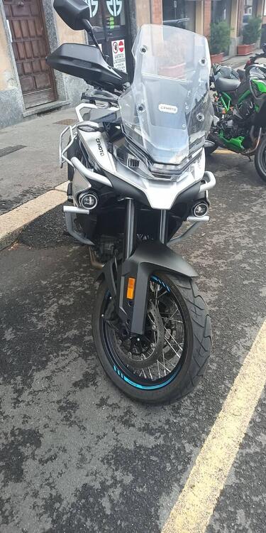 CFMOTO 800MT Touring (2022 - 25) (4)