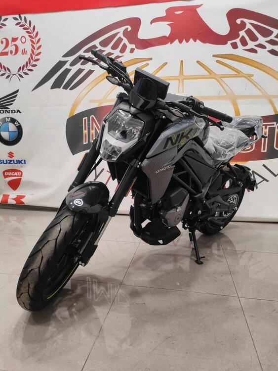 CFMOTO 300NK (2021 - 25) (3)