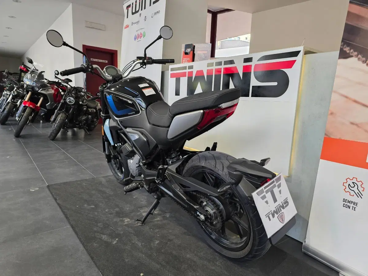 CFMOTO 300CL-X Heritage (2023 - 26) (6)