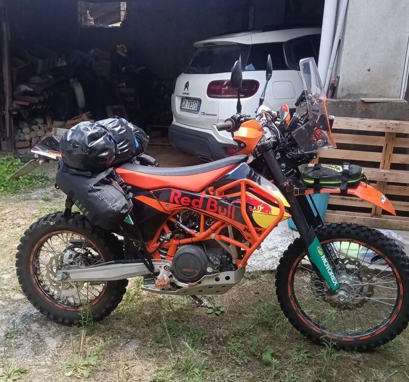 KTM 690 Enduro R (2012 - 17) (2)