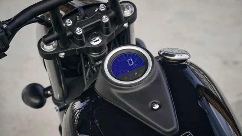 Um Italia Renegade Freedom 300 (2025 - 26) (3)