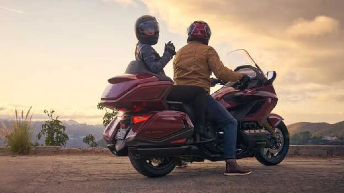 Honda GL 1800 Gold Wing Tour (2025 - 26) (4)