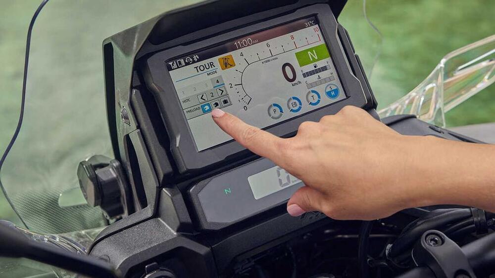 Honda NT 1100 DCT Electronic Suspension (2025) (2)