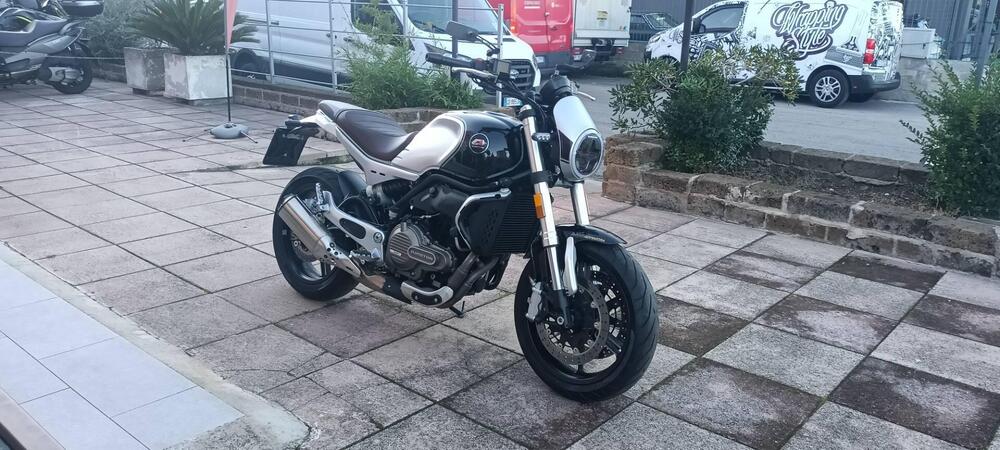 QJ Motor SRV 550 (2024) (2)