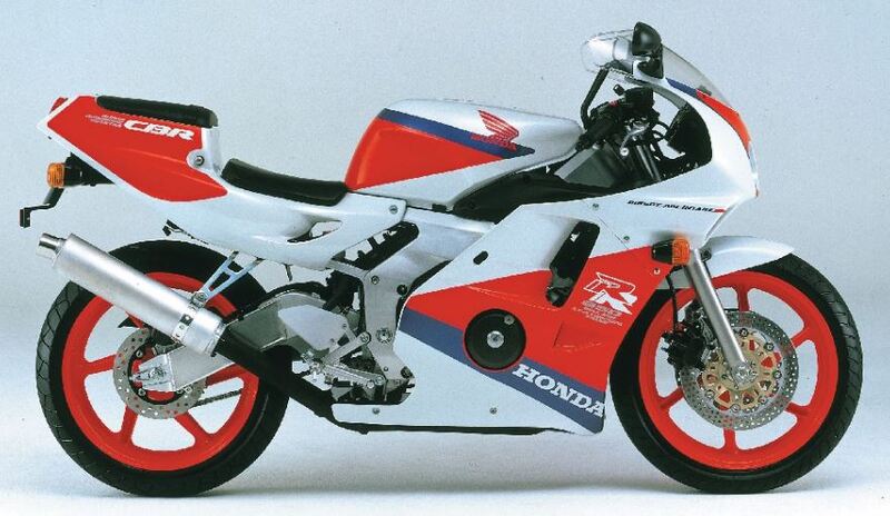 La CBR 250 RR del 1990