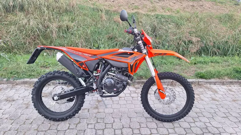 Betamotor RR 125 4T Enduro T (2025 - 26)