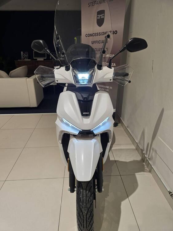 Voge Sfida SR16 200 (2025) (3)