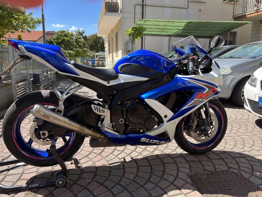 Suzuki GSX R 750 (2008 - 10) (4)