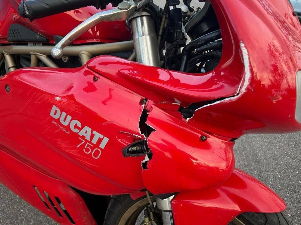 Ducati SuperSport 750 (1999 - 02) (3)