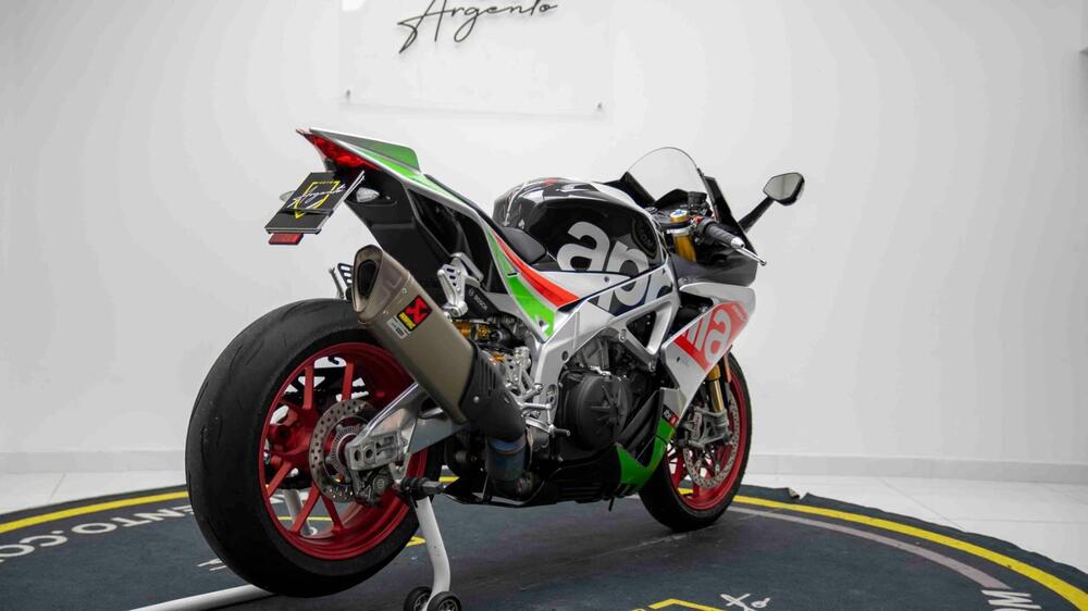 Aprilia RSV4 RF (2017 - 19) (3)